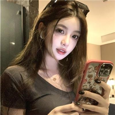 大宅院的女人